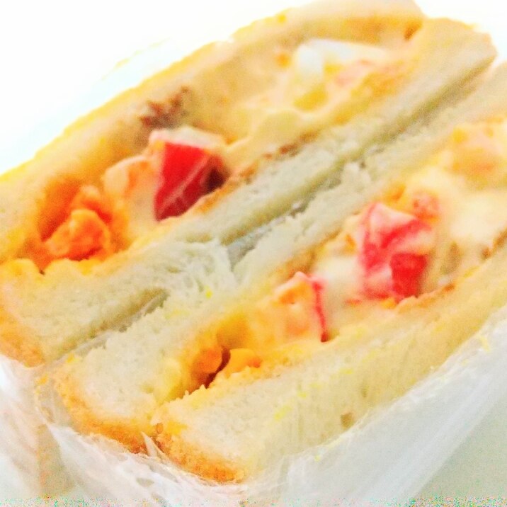 かにかま卵マヨサンド